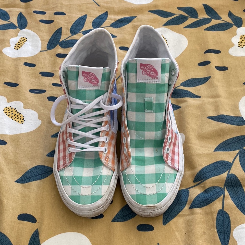 Vans high tops skate sneaker 7